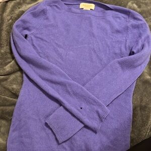 100% cashmere sweater, small hole on right sleeveve
